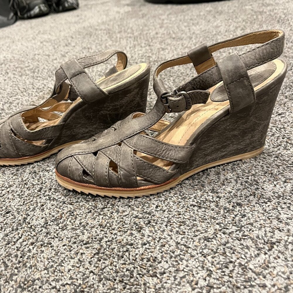 Frye Womens Maye Fisherman Leather Wedge Sandals Size 8 M